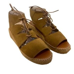 Andre‎ Assous Women’s Elika Platform Sandal in Brown Size 9